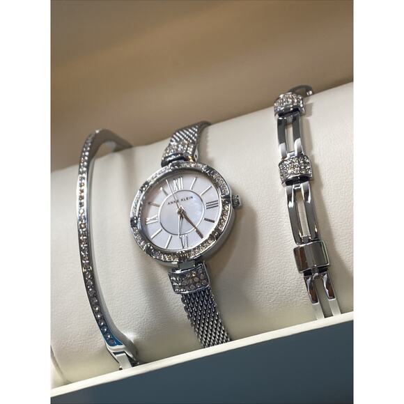 NEW ANNE KLEIN 3 PC SET SILVER WATCH+2 BANGLES New Battery! Womens Gift Set! main image 9